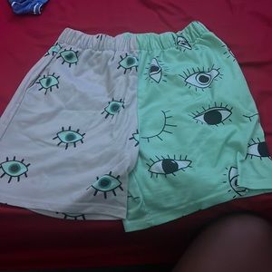 Green and Beige graphic high waist shorts